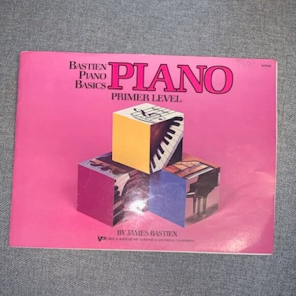 Bastien Piano Basics Piano and Theory Primer Level - 2 books - Picture 1 of 2